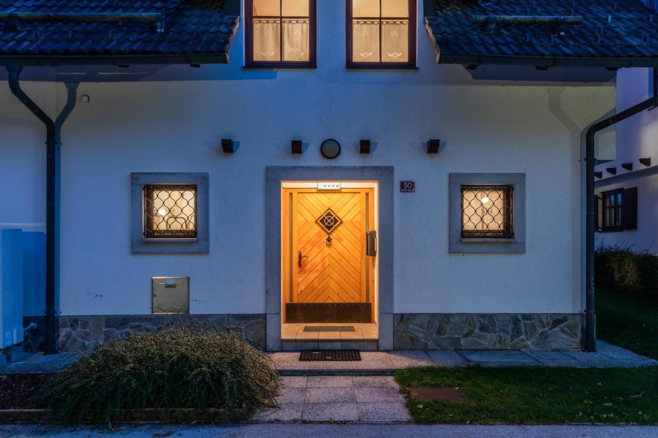 Apartmaji Potepuh Краньска Гора Экстерьер фото
